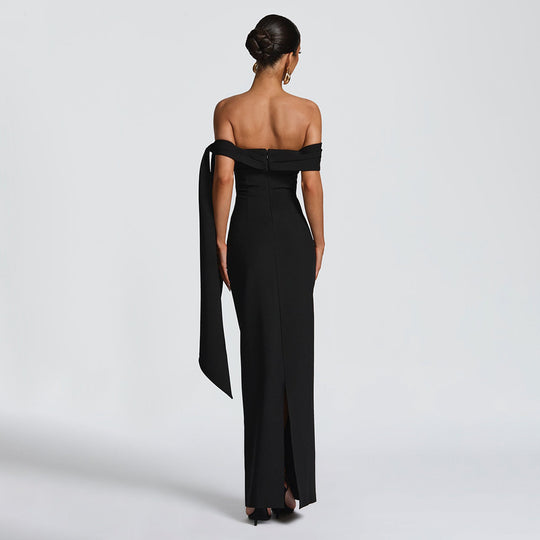 Damen Elegantes Maxikleid mit schulterfreiem Design und raffiniertem Drapierungselement R&B