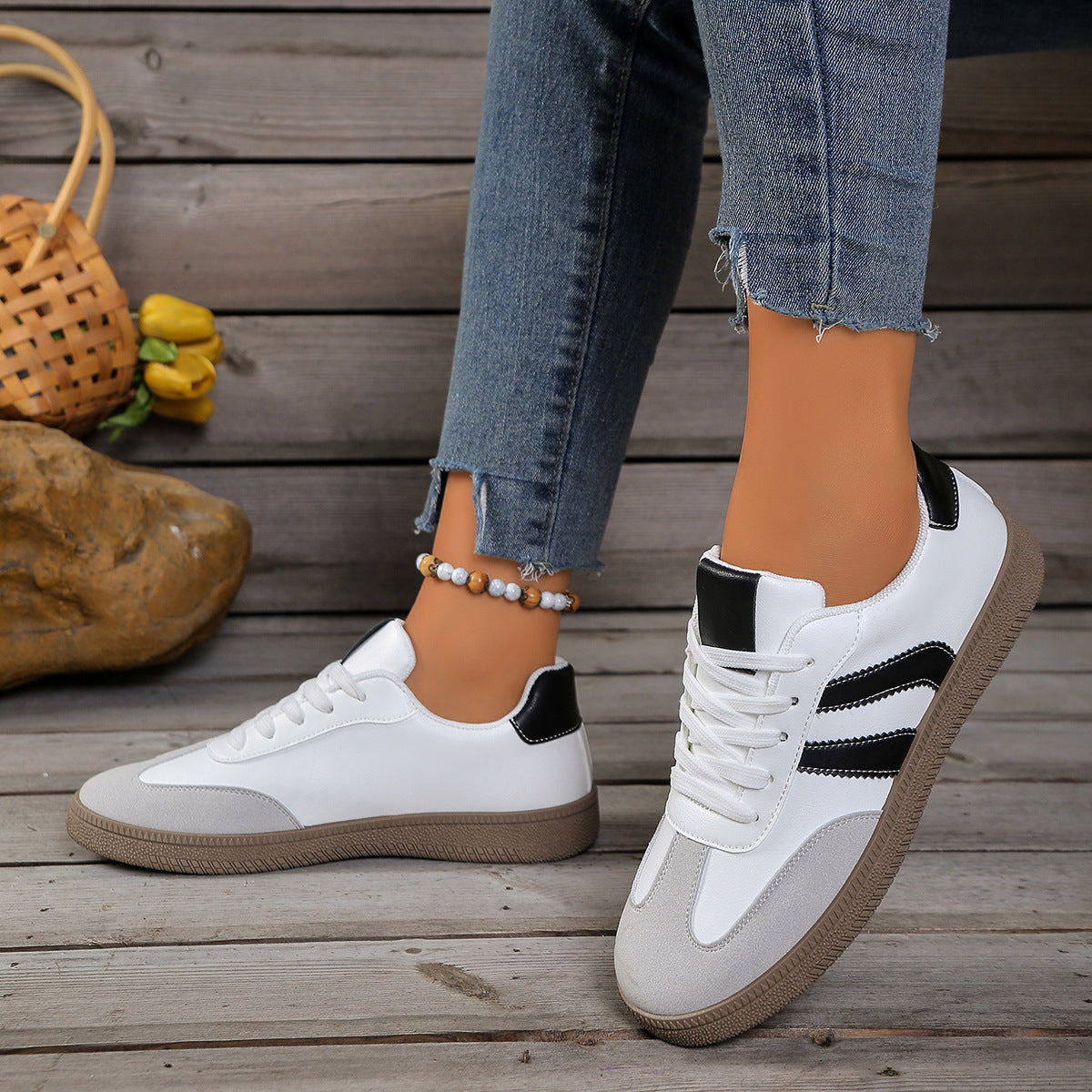 Damen Sportliche Sneakers mit eleganten Metallic-Details R&B