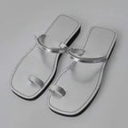 Damen Designer Zehentrenner-Sandalen mit modischem Metallic-Design und komfortablem Fußbett R&B