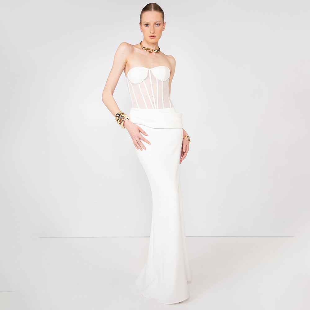 Damen figurumspielendes Abendkleid mit tailliertem Oberteil und fließendem Rock R&B