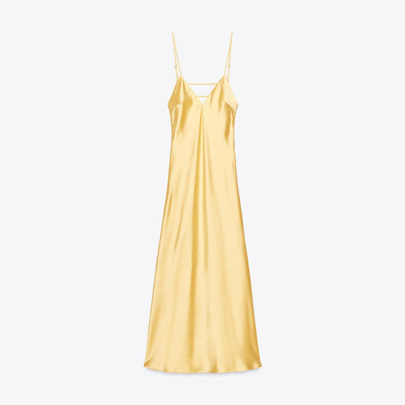 Damen Satin-Maxikleid mit zarten Trägern und elegantem Dekolleté