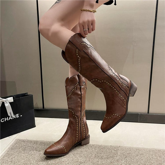 Damen Cowboystiefel mit modischen Nietenakzenten und komfortablem Blockabsatz R&B