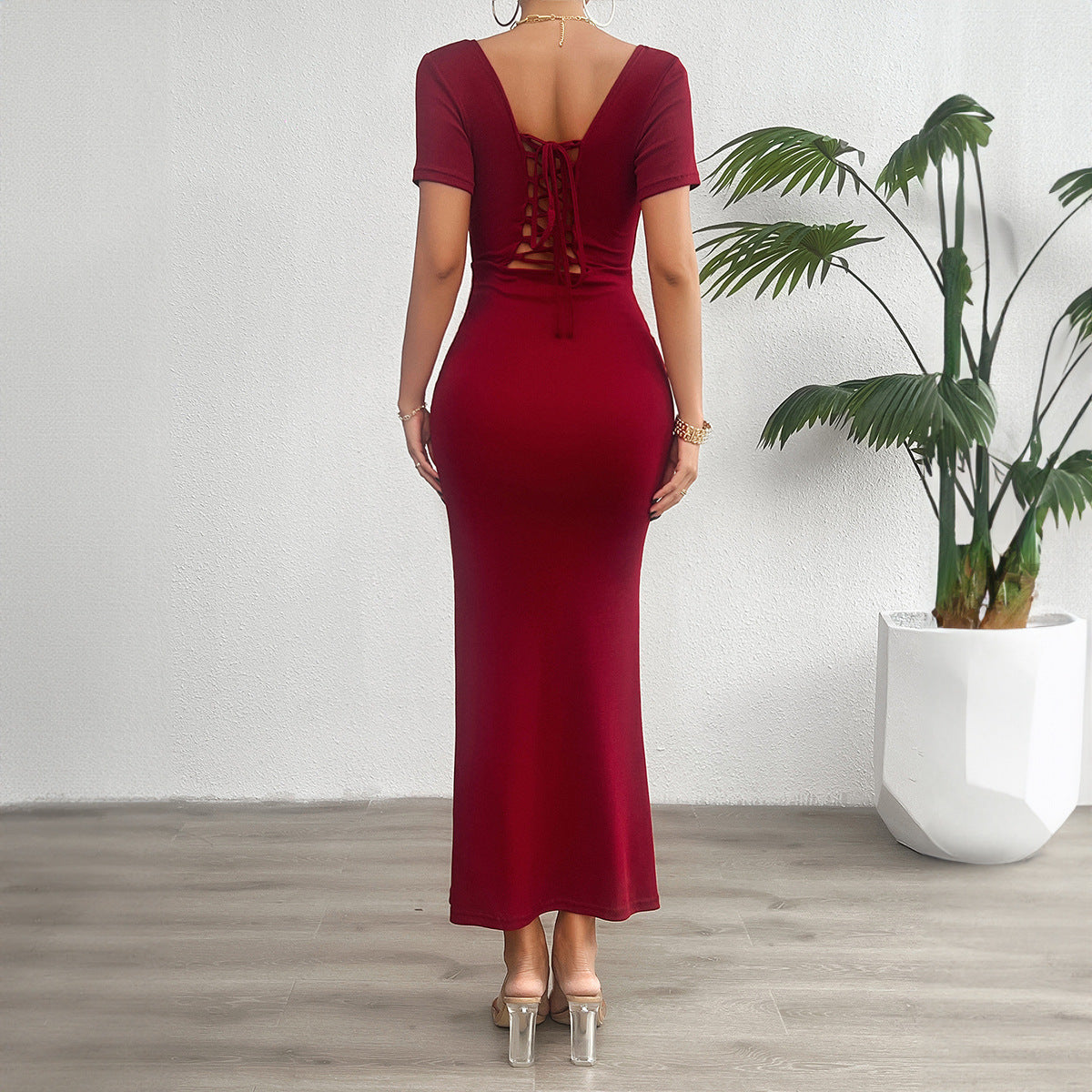 Damen figurbetontes Maxikleid mit quadratischem Ausschnitt und kurzen Ärmeln R&B