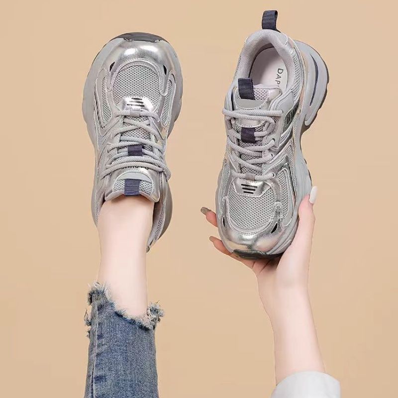 Damen Sportliche Sneakers mit reflektierenden Elementen und dämpfender Sohle