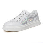 Damen Modische Sneaker mit Glanzoberfläche und grafischem Design R&B