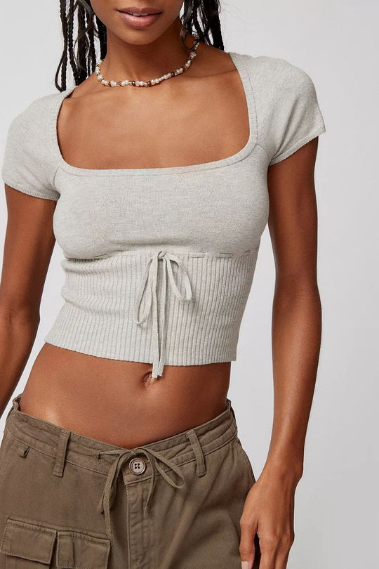 Damen Cropped Strickoberteil mit variabler Schnürung und tiefem Ausschnitt R&B