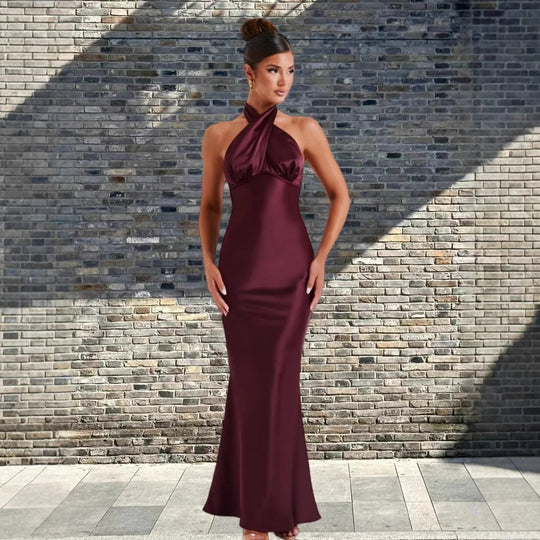 Damen Abendkleid mit elegantem Halterneck und figurschmeichelnder Silhouette R&B