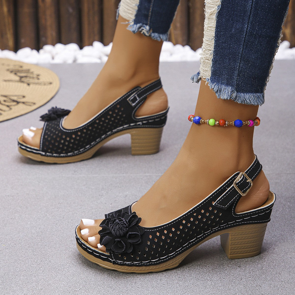 Damen Slingback-Pantoletten mit floralen Lochmustern und komfortablem Blockabsatz R&B