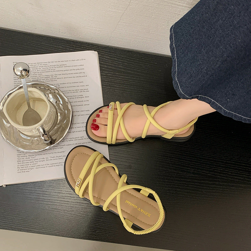Damen Sommer-Sandalen mit modischen Kreuzriemen und bequemer Sohle EB