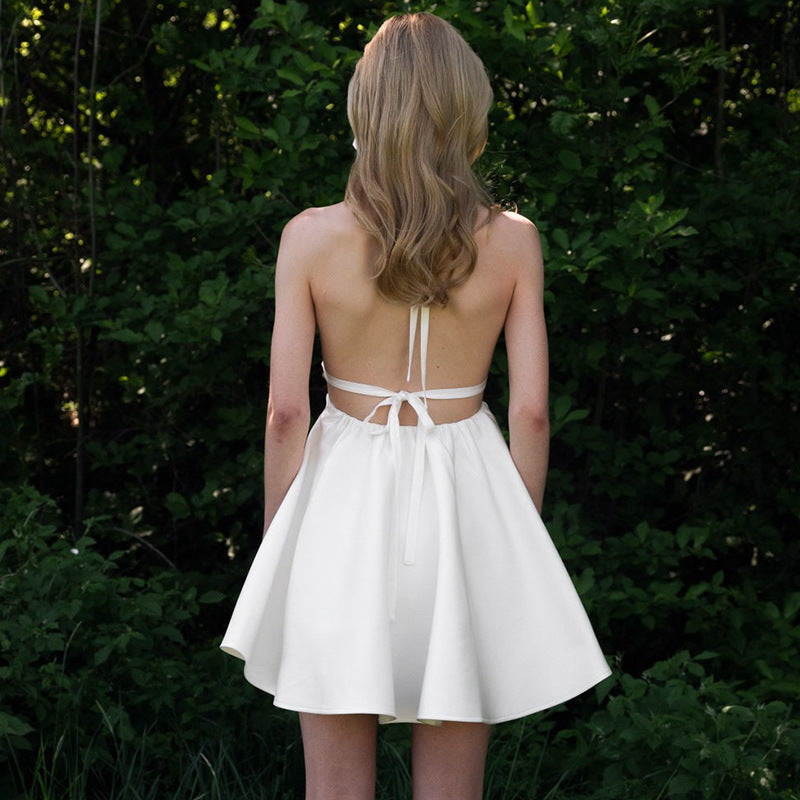 Damen Elegantes Halterkleid mit offenem Ausschnitt R&B