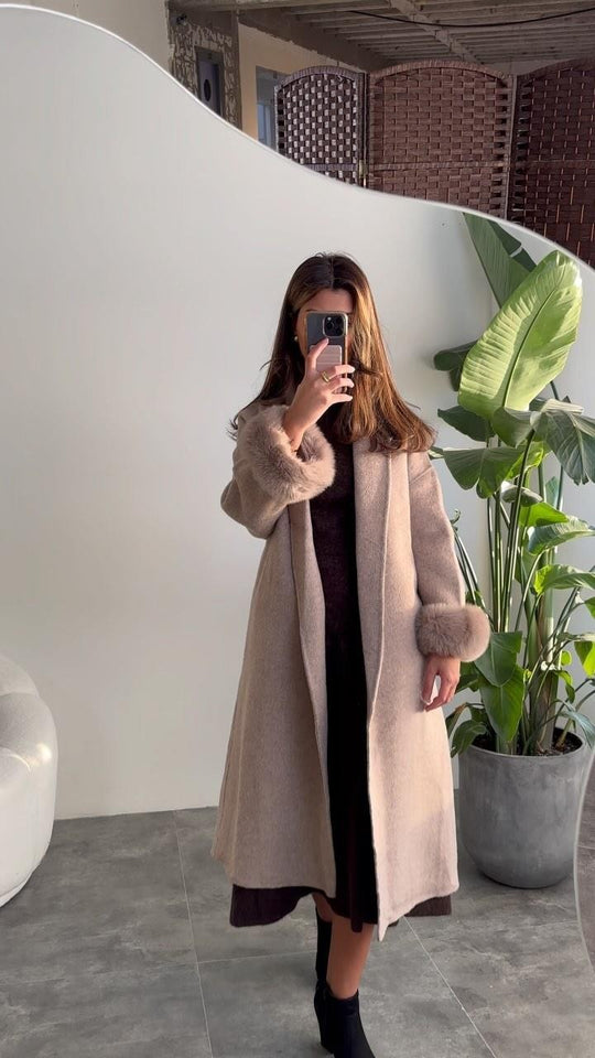 Damen Elegante Langjacke mit abnehmbaren Fuchsärmeln R&B