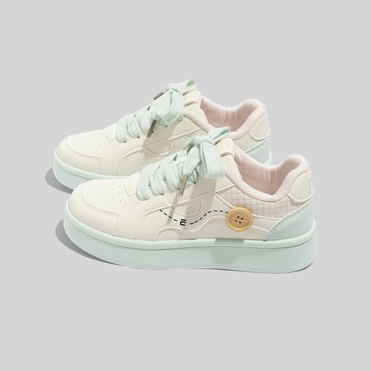 Damen Modische Freizeitschuhe mit einzigartigen Knopf-Details R&B