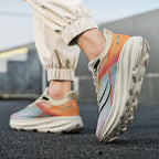 Damen Hochleistungs-Laufschuhe mit atmungsaktiver Struktur und dämpfender Sohle