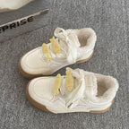 Damen Bequeme Sneaker mit kuscheligem Innenfutter und modischen Schnürdetails