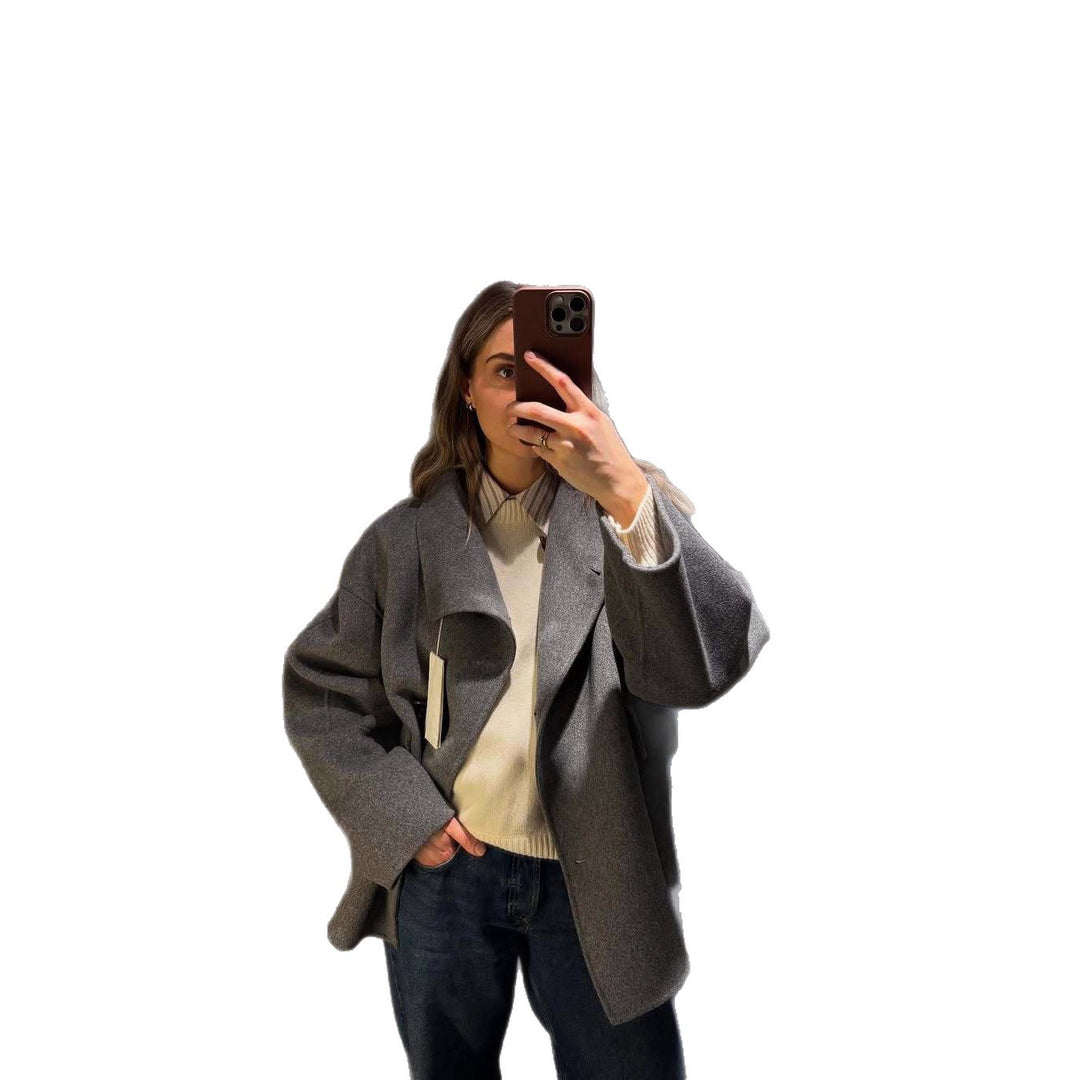 Damen Oversized Wolljacke mit ausgefallenem Schnitt und praktischen Taschen R&B