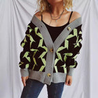 Damen Grobstrickjacke mit grafischem Muster und hochwertigen Knopfdetails R&B