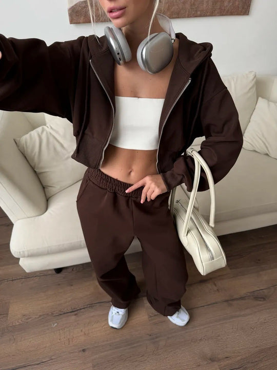 Damen trendiges cropped Sweatoutfit mit Kapuze und seitlichem Reißverschluss R&B
