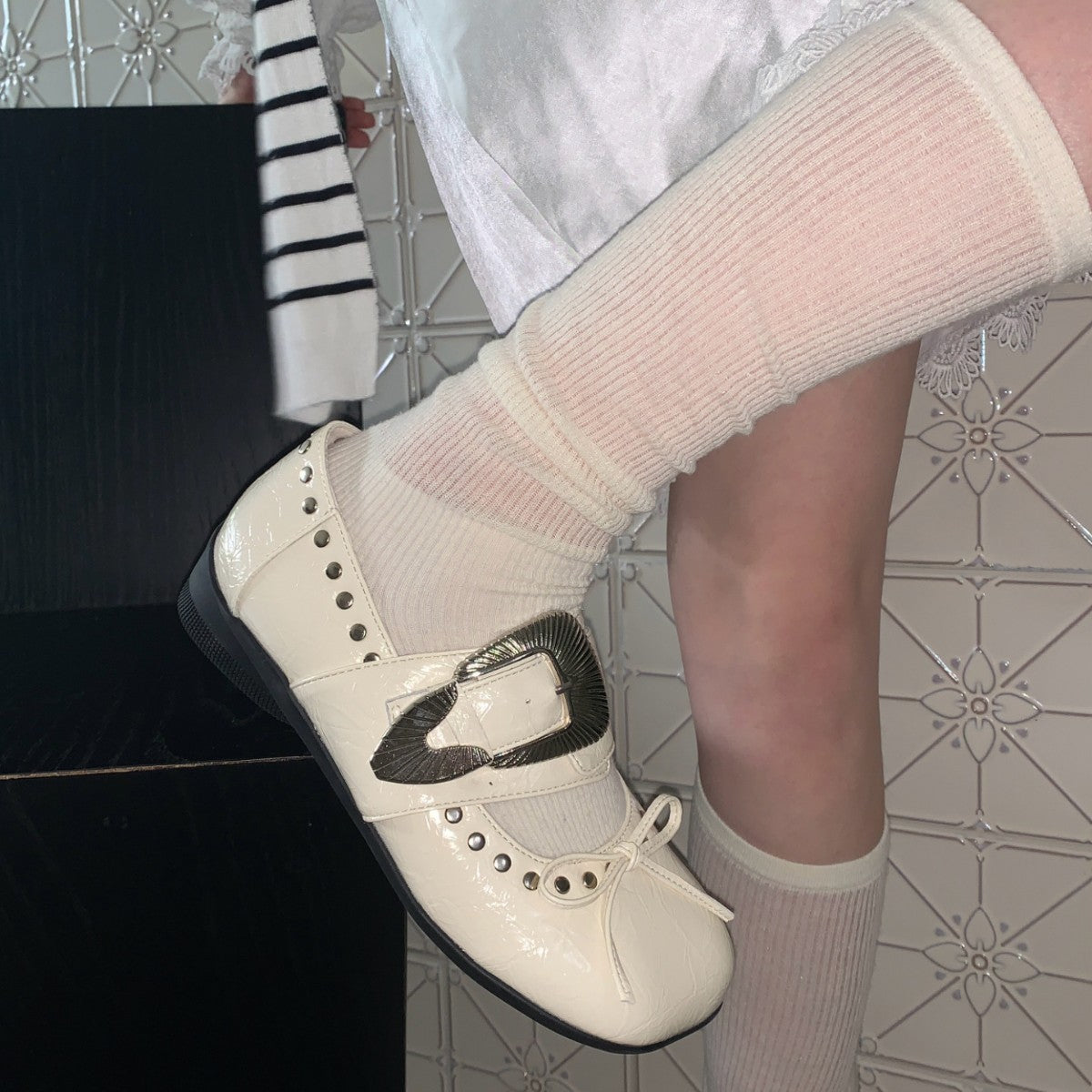Damen elegante Ballerinas mit hochwertiger Schnalle R&B