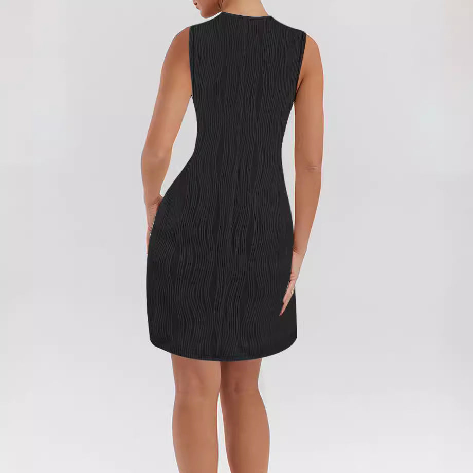 Damen Sommerliches Wickelkleid mit eleganten Trägerdetails und seitlichem Schlitz R&B