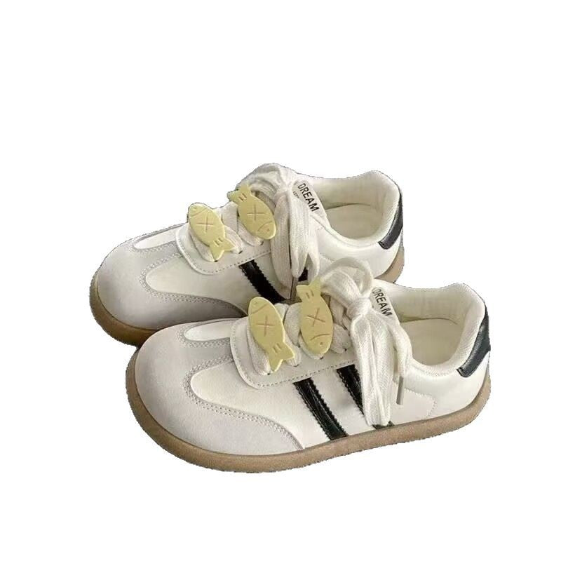 Damen Sneaker mit verspieltem Fischauschnitt und weichem Obermaterial R&B