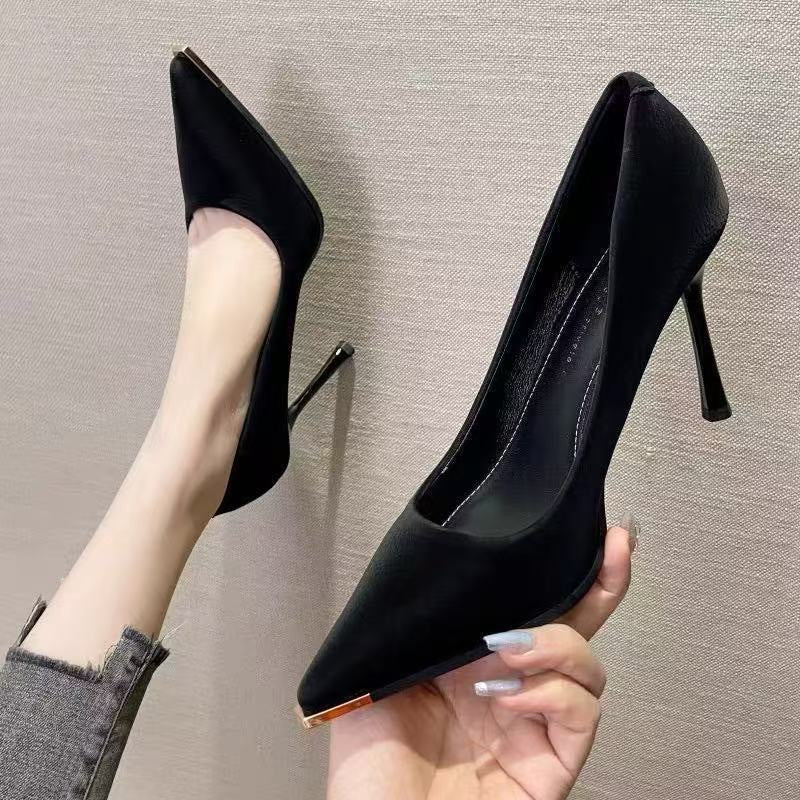 Damen Elegante spitze Pumps mit glänzendem Absatz R&B
