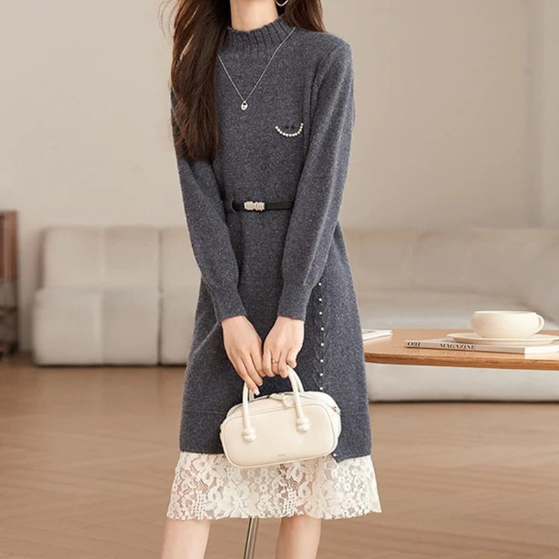 Damen Strickkleid mit dekorativen Knopfdetails und Spitze R&B