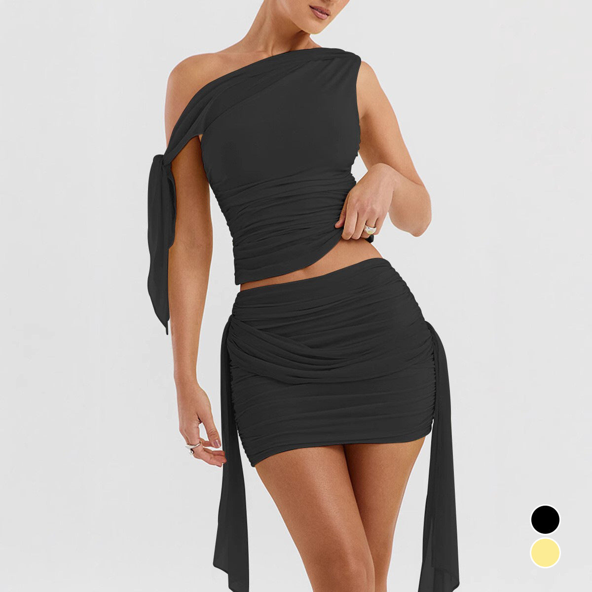 Damen Set aus schulterfreier Bluse und Mini-Rock mit Raffung