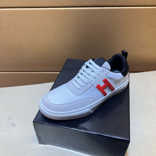 Herren Sneakers mit sportlichem Design und innovativer Dämpfungstechnologie R&B