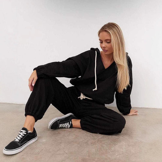 Damen lässiges Sport-Set mit Kapuze und praktischen Taschen R&B