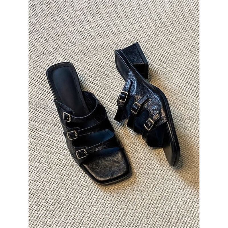 Damen stilvolle Mules mit verstellbaren Riemen R&B