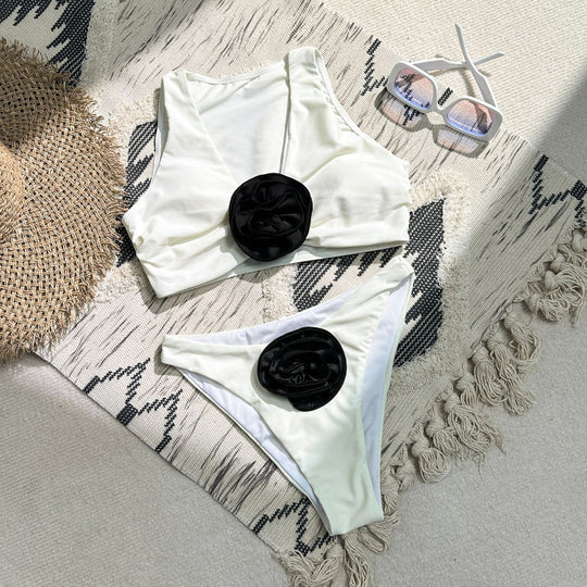 Damen Hochgeschnittenes Bikini-Set mit eleganter Blumenapplikation R&B