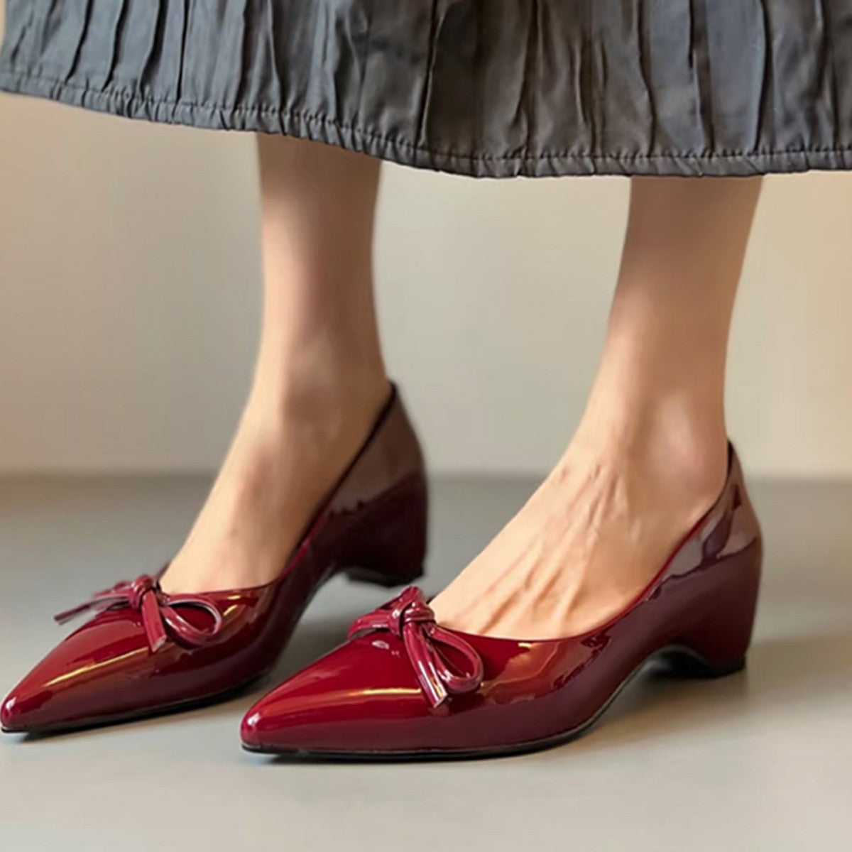 Damen elegante Pumps mit modischem Schleifenakzent und bequemer Passform R&B