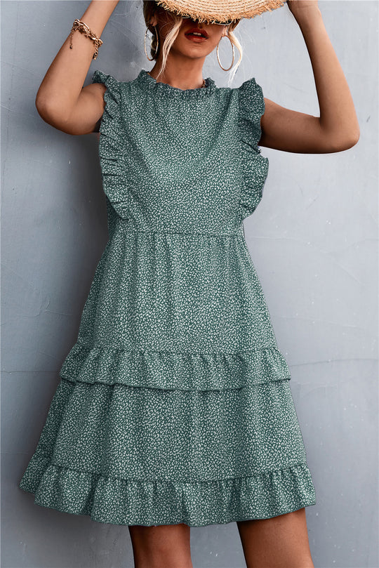Damen luftiges Sommerkleid mit voluminösen Rüschensäumen und femininer Silhouette R&B