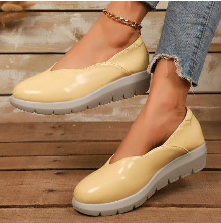 Damen Bequeme Wedgeslipper mit gepolstertem Innensohle und rutschfester Sohle R&B