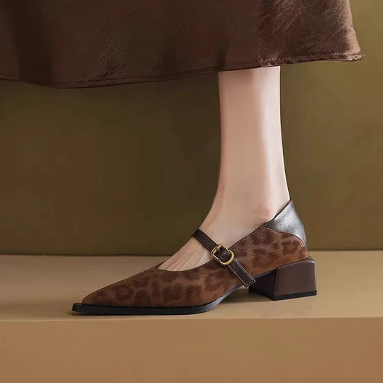 Damen Ballerinas mit elegantem Riemen und dekorativem Verschluss R&B