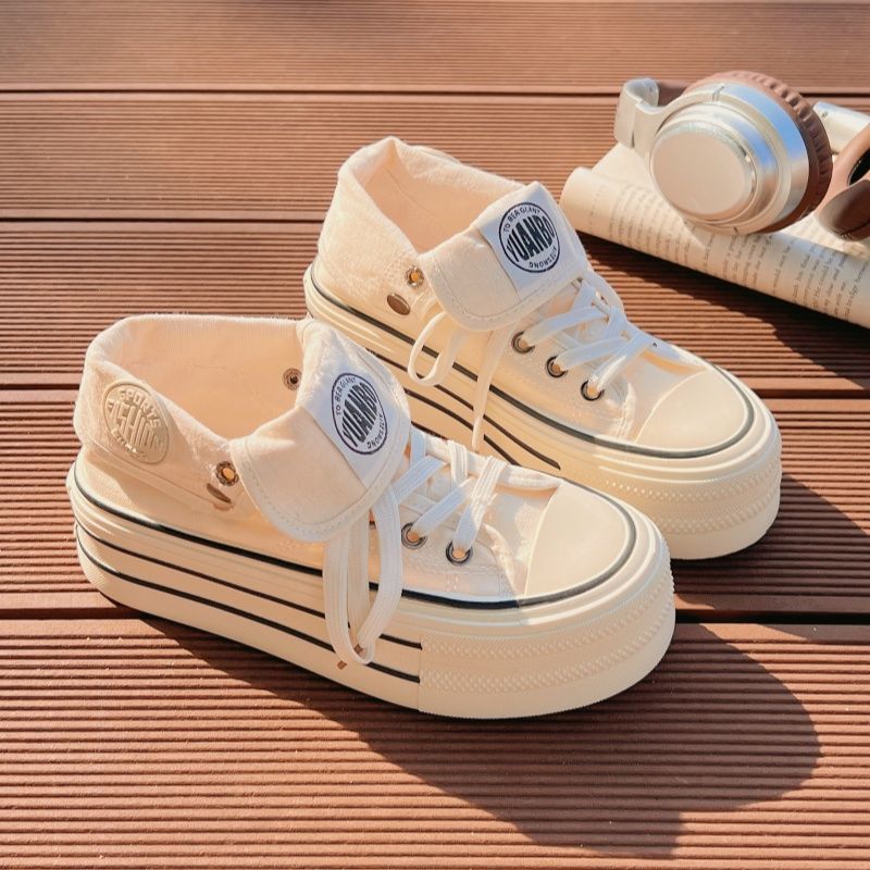 Damen Chunky Sneakers mit hohem Plateau und modischem Schnürsystem