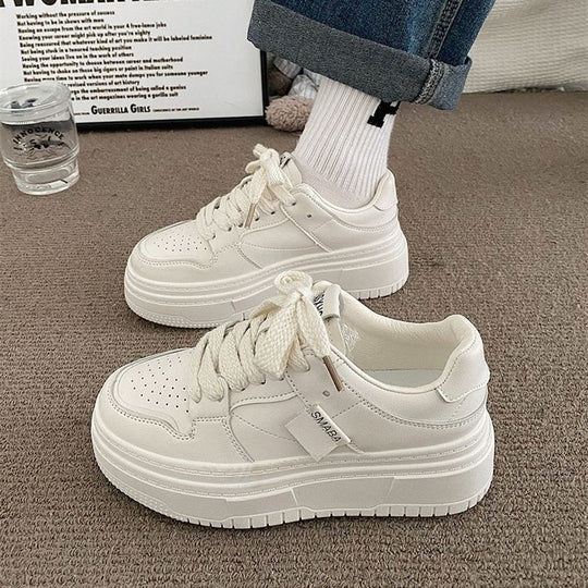 Damen Plattform-Sneaker mit dämpfender Laufsohle und eleganter Schnürung R&B