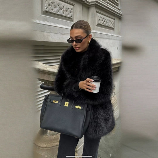 Damen Eleganter Oversized Kunstpelzmantel mit weit geschnittenen Ärmeln R&B