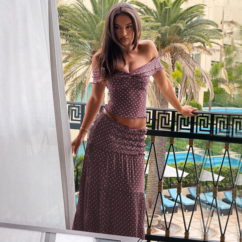 Damen Verspieltes Maxikleid mit schulterfreiem Design und voluminiösen Rüschen R&B