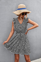 Damen Freizeitkleid mit voluminösen Rüschendetails und komfortablem Taillenzug R&B