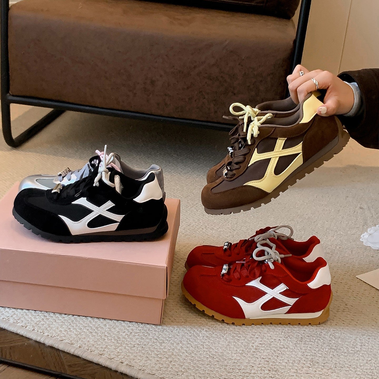Damen Sportliche Sneakers mit atmungsaktiver Mesh-Oberfläche und rutschfester Laufsohle R&B