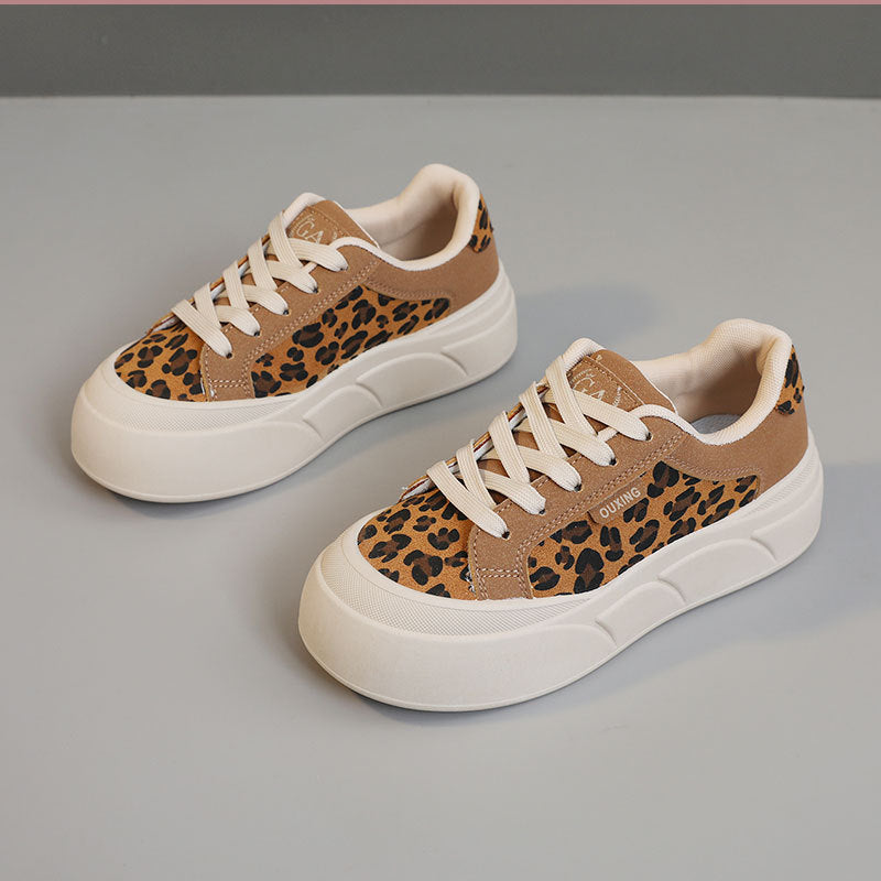 Damen Sneaker mit animalischem Muster und bequemer Sohle R&B