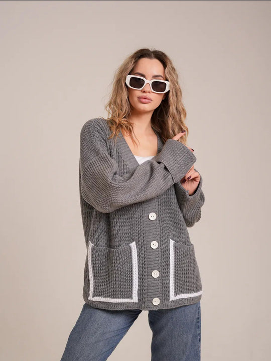 Damen Strickjacke mit großem Kragen und Taschen R&B