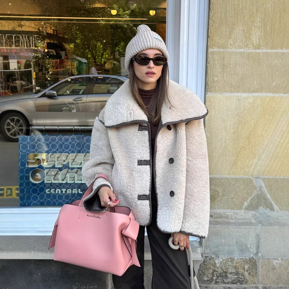 Damen kuschelige Teddyjacke mit modernem Schnitt und großen Taschen R&B