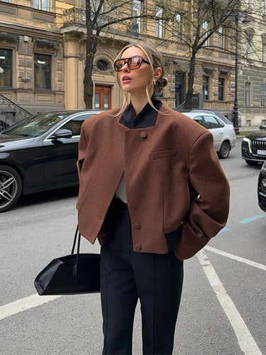 Damen Modische Kurzjacke mit strukturiertem Schnitt und hohen Kragen R&B