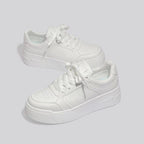 Damen sportive und trendige Sneakers mit extraleichter Sohle
