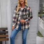 Damen Karottenjacke im lässigen Oversized-Stil mit kontrastierenden Karomustern R&B