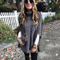 Damen nan kastiger Strickponcho mit hohem Rollkragen, Zopfstruktur und seitlichen Schlitzen R&B