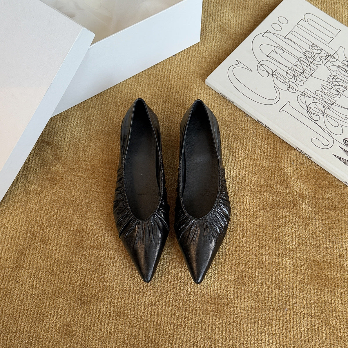 Damen Elegante spitze Ballerinas mit raffiniertem Falten-Design R&B
