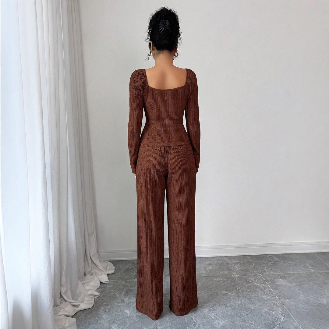 Damen nan tailliertes Blusen- und Hosen-Set aus Crinkle-Plissee mit Puffärmeln und Zierknöpfen R&B
